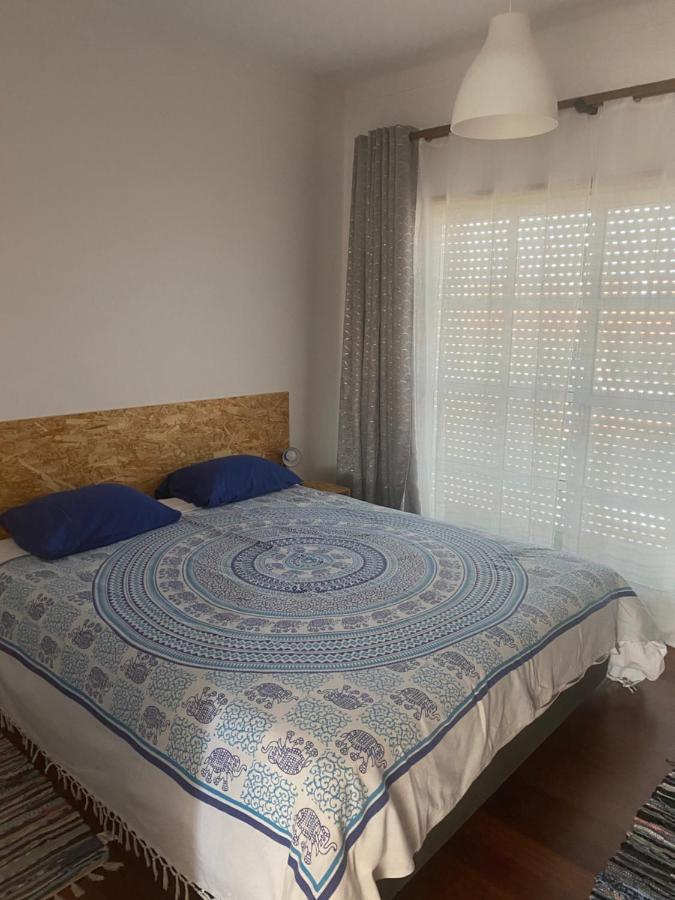Appartement 6 Personnes Sao Martinho Do Porto Luaran gambar