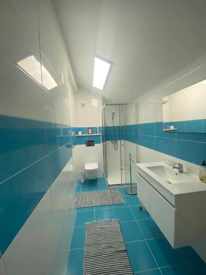 Appartement 6 Personnes Sao Martinho Do Porto Luaran gambar